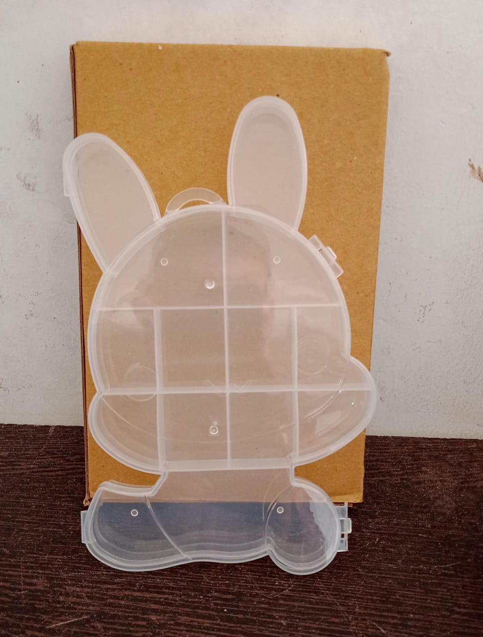 Clear plastic storage box with cartoon bear design. Clear plastic storage box with cartoon bear design.